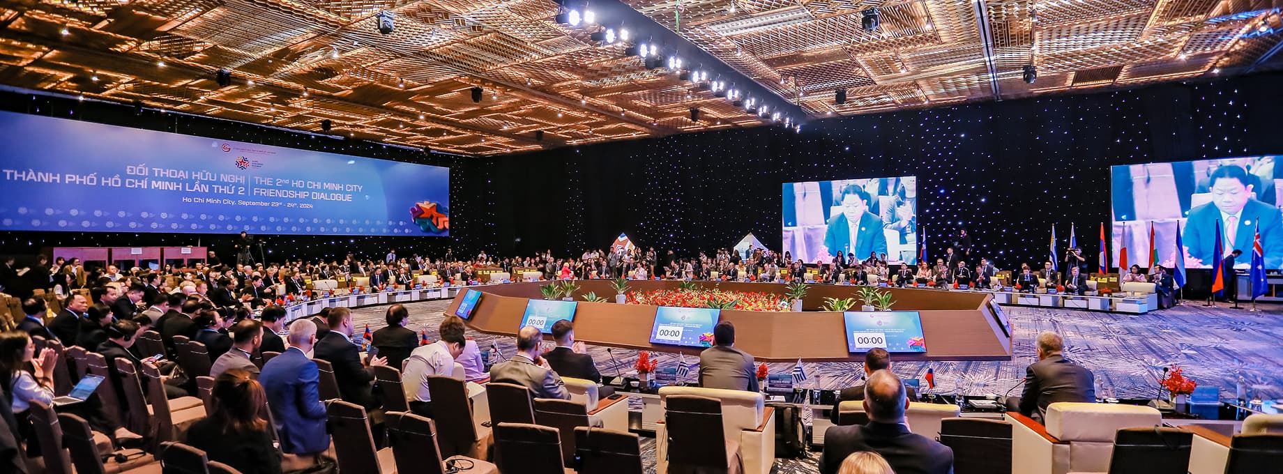 2nd HCM City friendship dialogue held