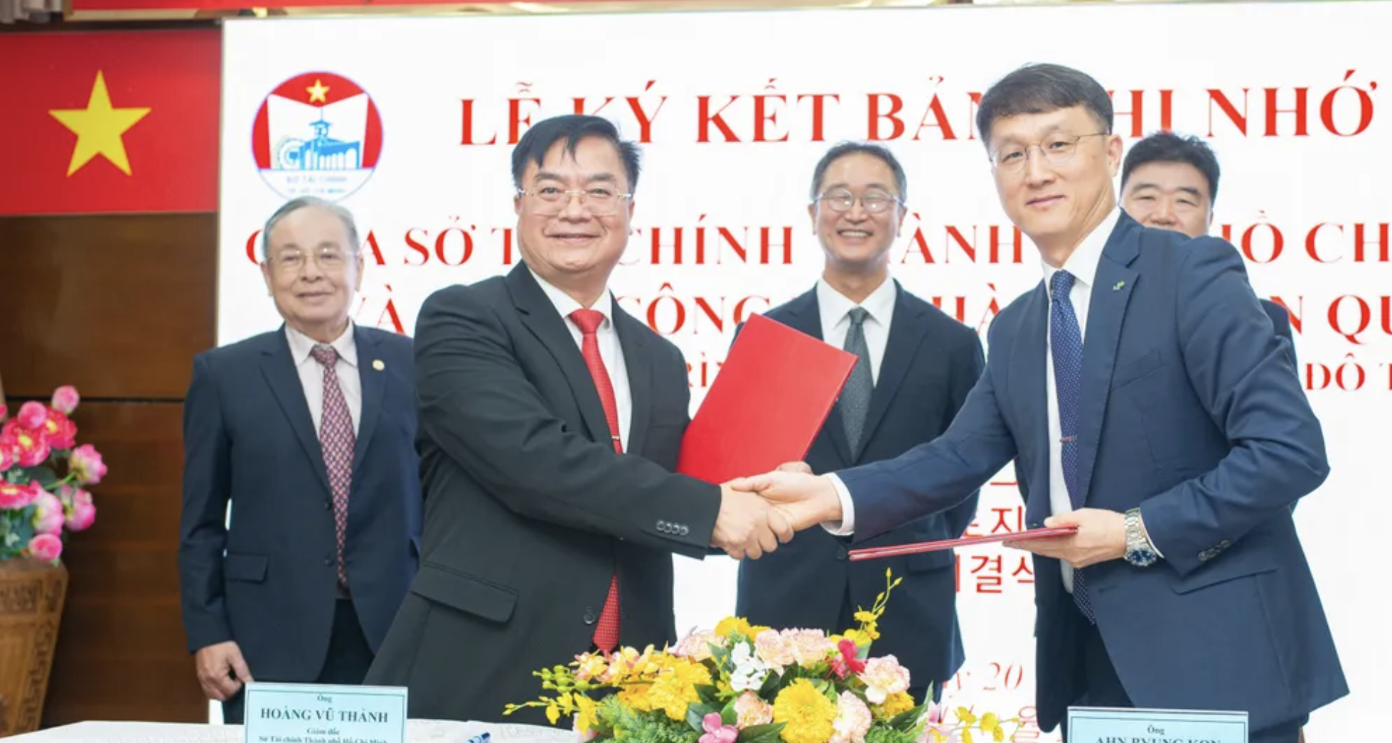Ho Chi Minh City Department of Finance signs urban growth cooperation agreement with South Korean partner.