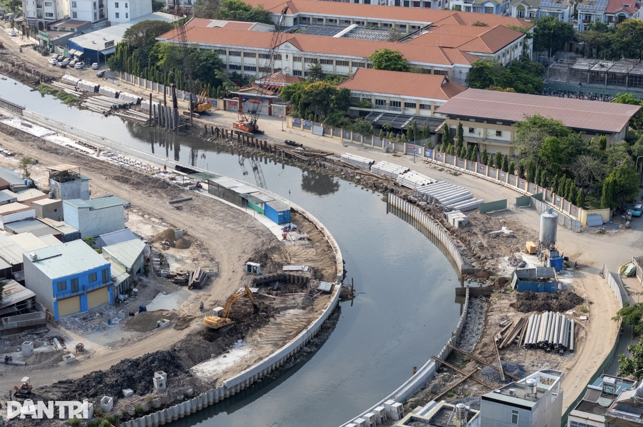 Ho Chi Minh City Confident of Achieving VND 1 Quadrillion in Budget Revenue